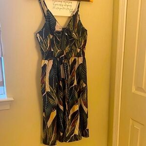 Tropical Leaf Print Dress Size Medium